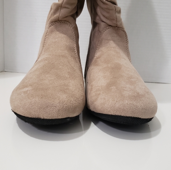 NO CALL Pull On Boots - Picture 3 of 7